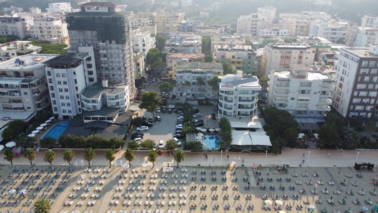 Beachfront Bliss Durrës Exterior foto